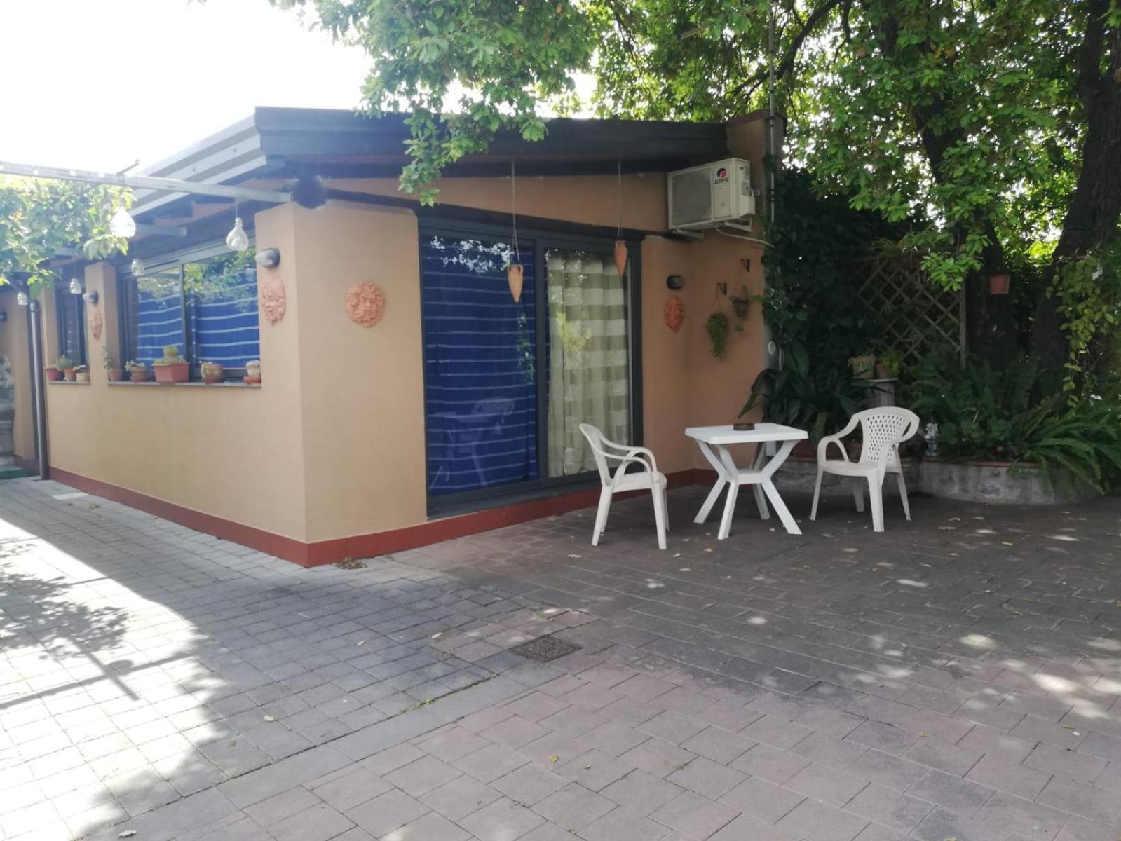 Appartamento Casa della Quercia San Giovanni La Punta Esterno foto