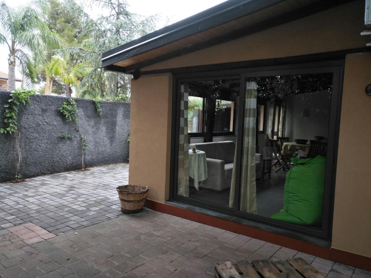 Appartamento Casa della Quercia San Giovanni La Punta Esterno foto
